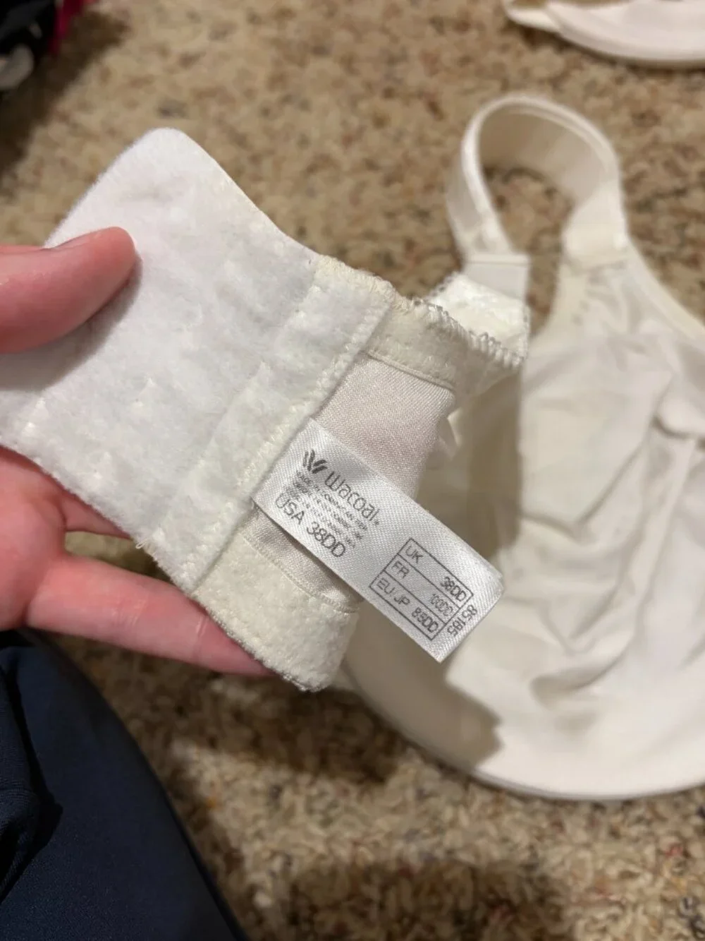 Wacoal 85185 Bodysuede Underwire Bra Cream Lot of 2